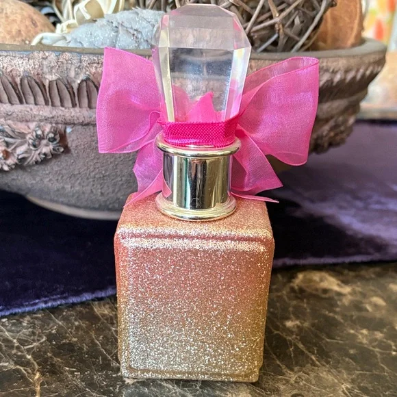 Viva La Juicy Rose’ Eau De Parfum 1.7 - Picture 3 of 3